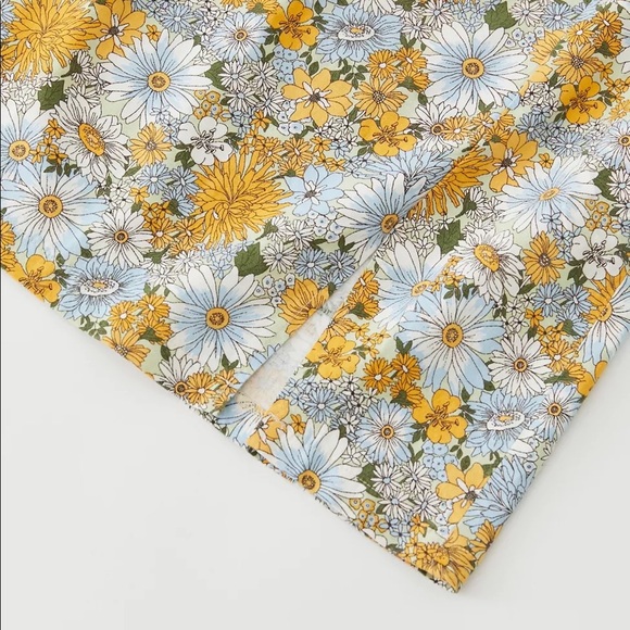 *NWOT UO Darren Notched Linen Mini Skirt size small - Picture 3 of 9